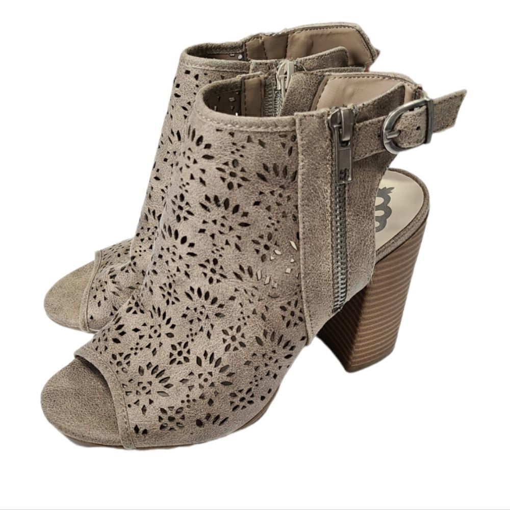 Fergalicious Booties Womens Size 6 Tan Perforrated Parney Peep-toe Block Heel